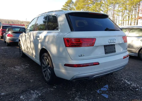 2018 Audi Q7 3.0T Premium z USA, uszkodzony, nr VIN WA1VAAF7XJD014277
